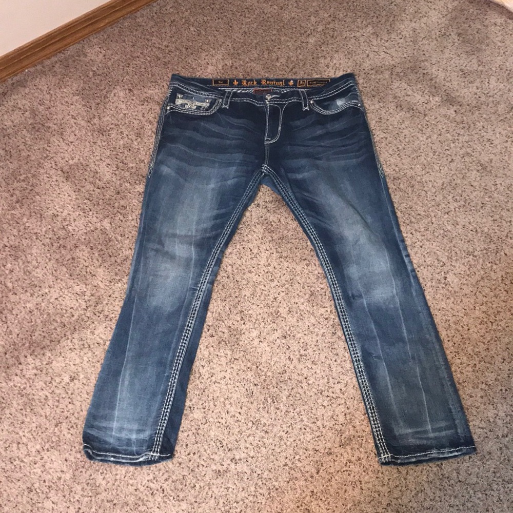 Easy Straight Rock Revival Jeans